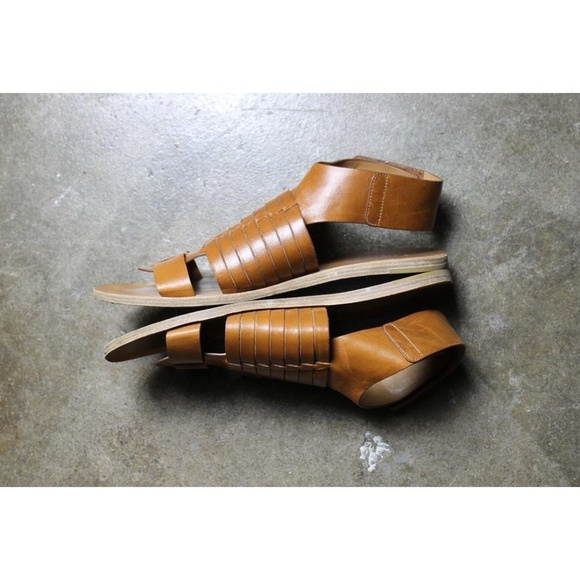 Vince Shoes - Vince gladiator style leather sandals